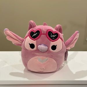 NWT 6.5” Disney Stitch’s Angel with Heart Sunglasses Valentine Squishmallow